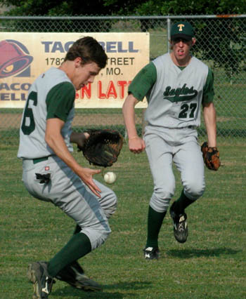 A3811.jpg (43426 bytes)